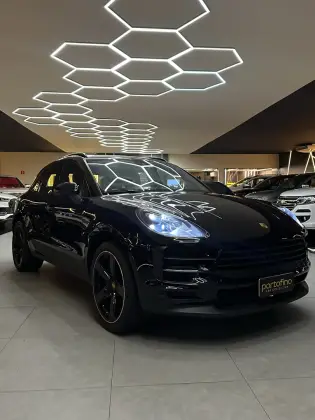 PORSCHE MACAN 2021