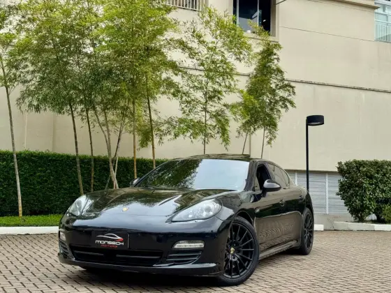 PORSCHE PANAMERA 2012