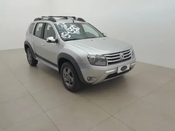 RENAULT DUSTER 2014