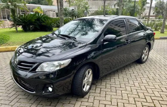 TOYOTA COROLLA 2012
