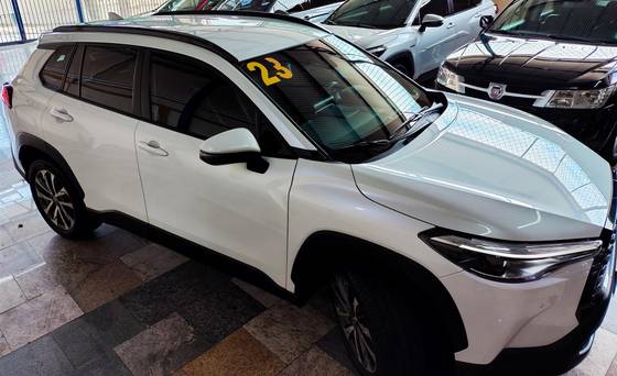 TOYOTA COROLLA CROSS 2023