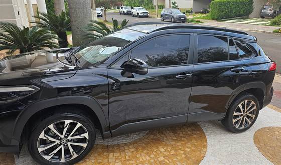 TOYOTA COROLLA CROSS 2024