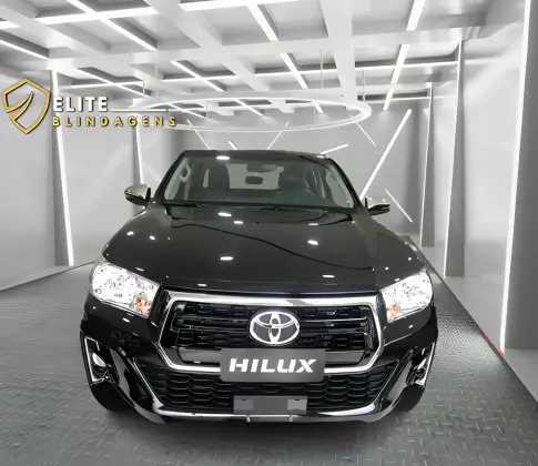 TOYOTA HILUX 2025