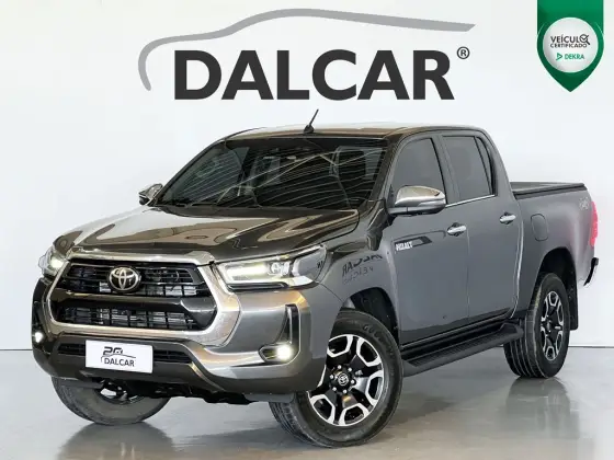 TOYOTA HILUX 2022
