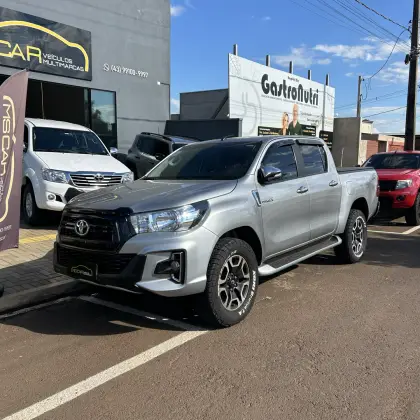TOYOTA HILUX 2017