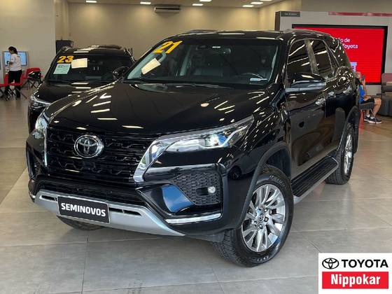 TOYOTA HILUX SW4 2021