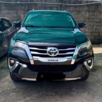 TOYOTA HILUX SW4 2019