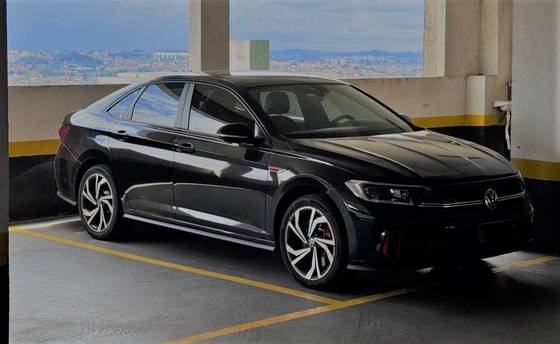 VOLKSWAGEN JETTA 2024