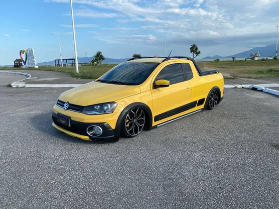 VOLKSWAGEN SAVEIRO 2015