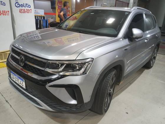 VOLKSWAGEN TAOS 2024