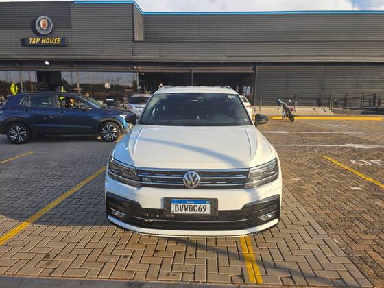 VOLKSWAGEN TIGUAN 2019