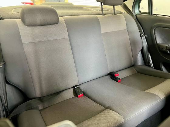 VOLKSWAGEN VOYAGE 2010