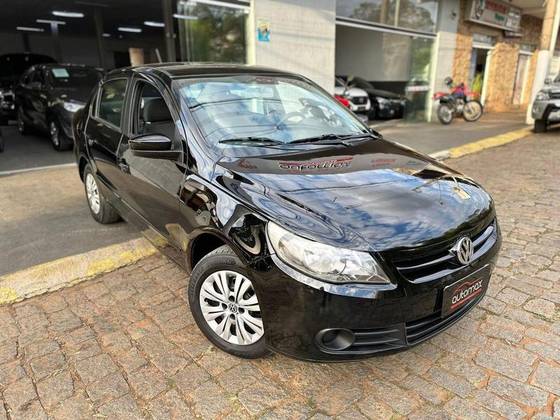 VOLKSWAGEN VOYAGE 2013