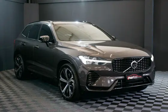 VOLVO XC60 2023