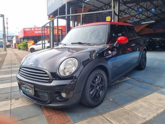 MINI ONE 2012