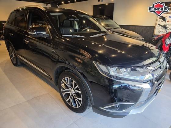 MITSUBISHI OUTLANDER 2018