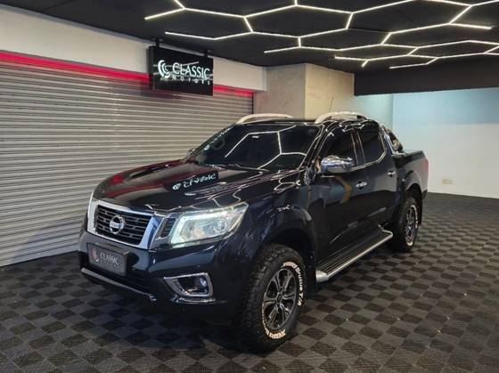 NISSAN FRONTIER 2017