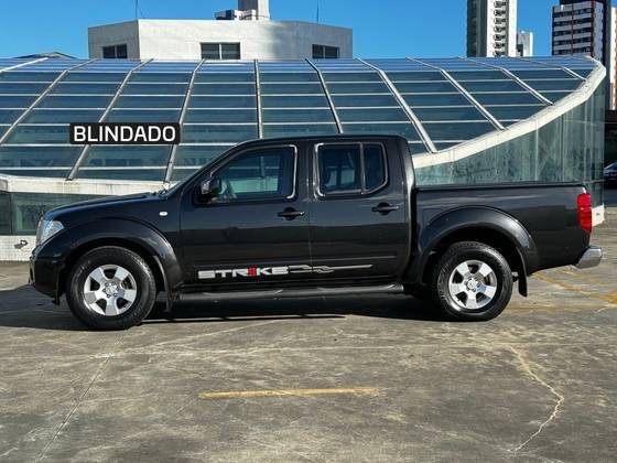 NISSAN FRONTIER 2012