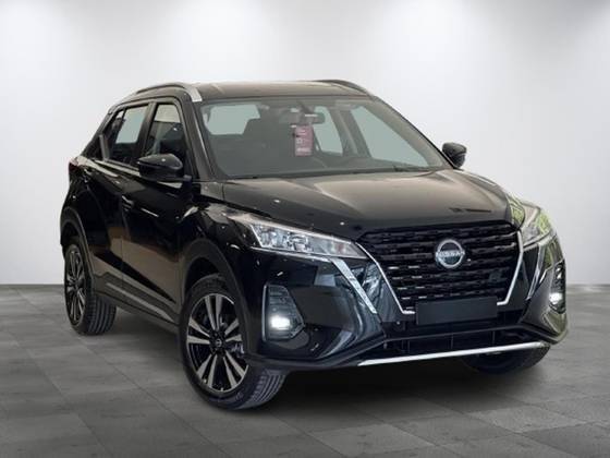 NISSAN KICKS PLAY 2025