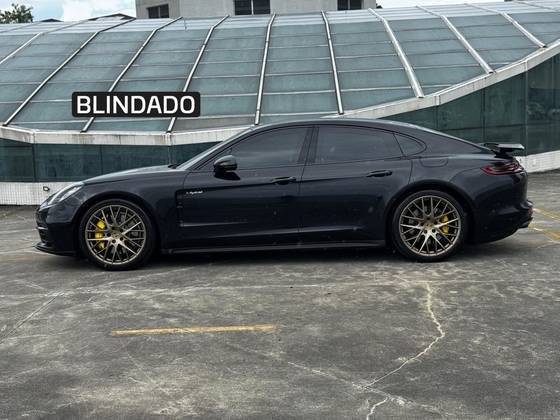 PORSCHE PANAMERA 2018