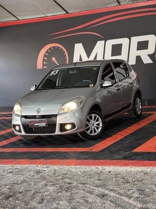 RENAULT SANDERO 2013
