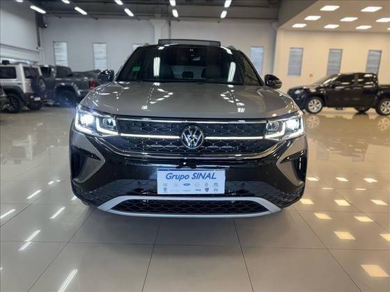 VOLKSWAGEN TAOS 2024