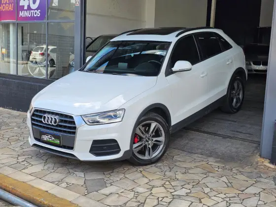 AUDI Q3 2017