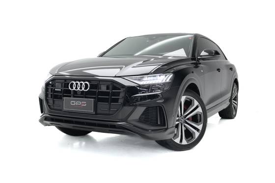 AUDI Q8 2022