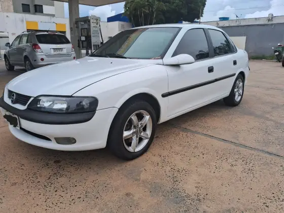 CHEVROLET VECTRA 1997