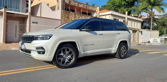 JEEP COMMANDER 2022
