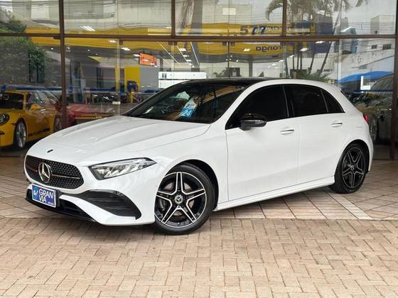 MERCEDES-BENZ A 200 2024