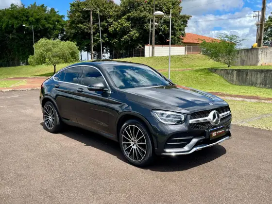 MERCEDES-BENZ GLC 300 2021