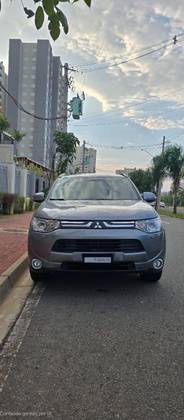 MITSUBISHI OUTLANDER 2015