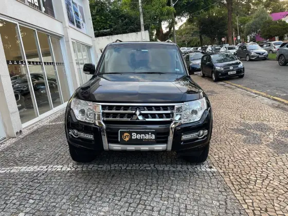 MITSUBISHI PAJERO 2019