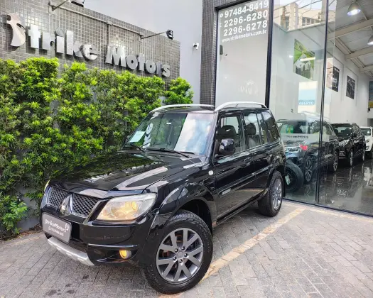 MITSUBISHI PAJERO TR4 2010