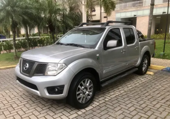 NISSAN FRONTIER 2013