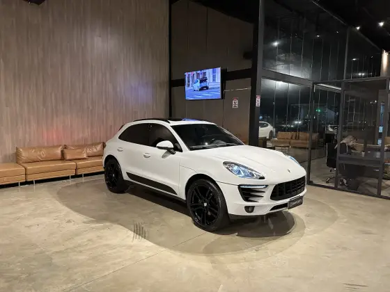 PORSCHE MACAN 2018