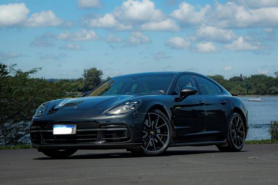 PORSCHE PANAMERA 2020