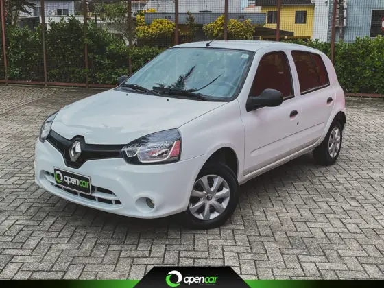 RENAULT CLIO 2014