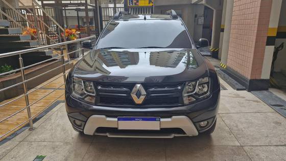 RENAULT DUSTER 2019