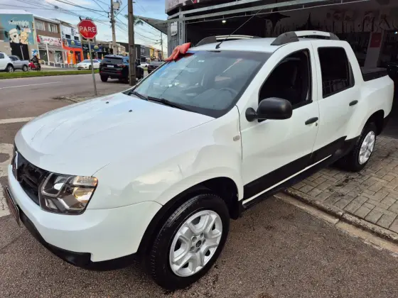 RENAULT DUSTER OROCH 2018