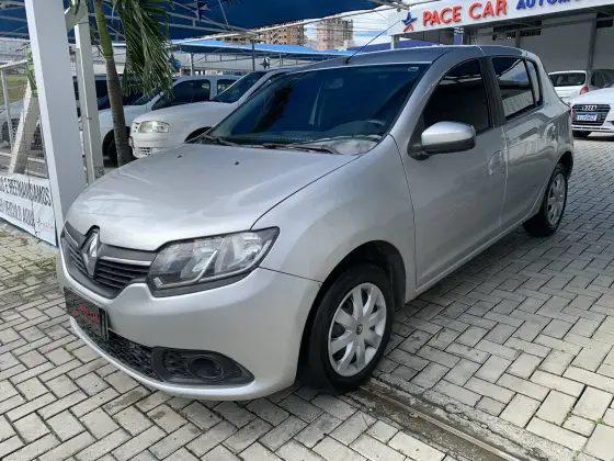 RENAULT SANDERO 2017
