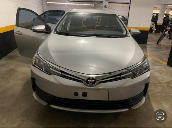 TOYOTA COROLLA 2018