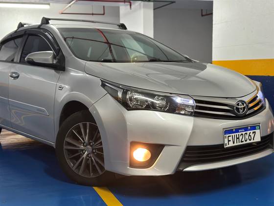 TOYOTA COROLLA 2015