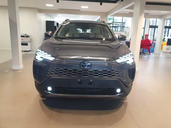 TOYOTA COROLLA CROSS 2026