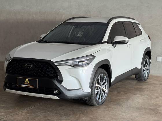 TOYOTA COROLLA CROSS 2023