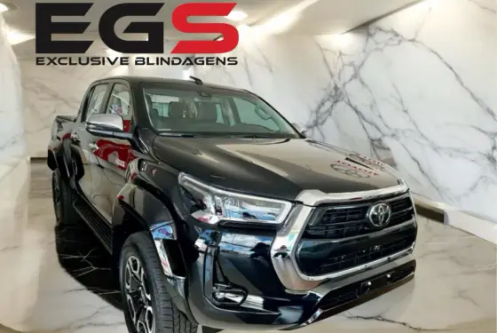 TOYOTA HILUX 2025
