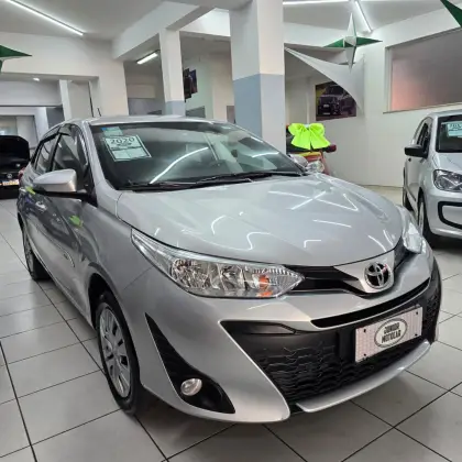 TOYOTA YARIS 2020