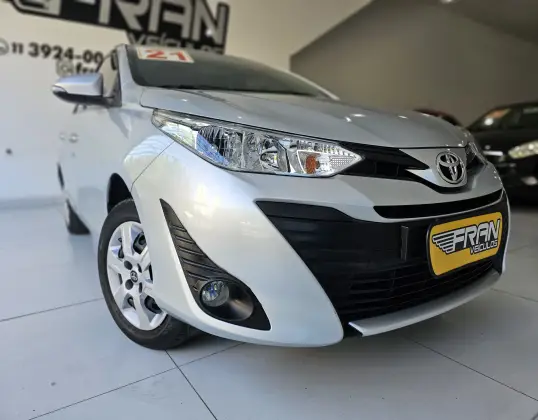 TOYOTA YARIS 2021