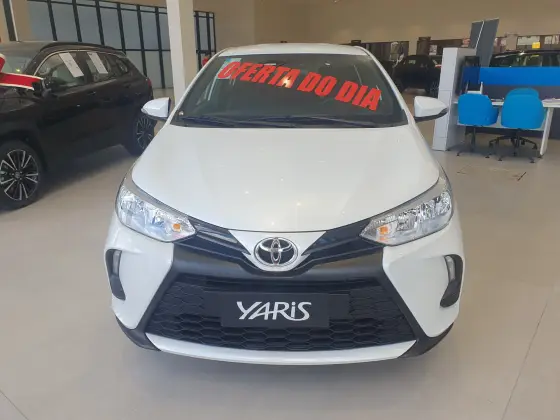 TOYOTA YARIS 2025